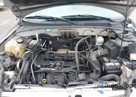 2005 Mazda Tribute I из США, поврежденный, VIN 4F2YZ02Z05KM59500